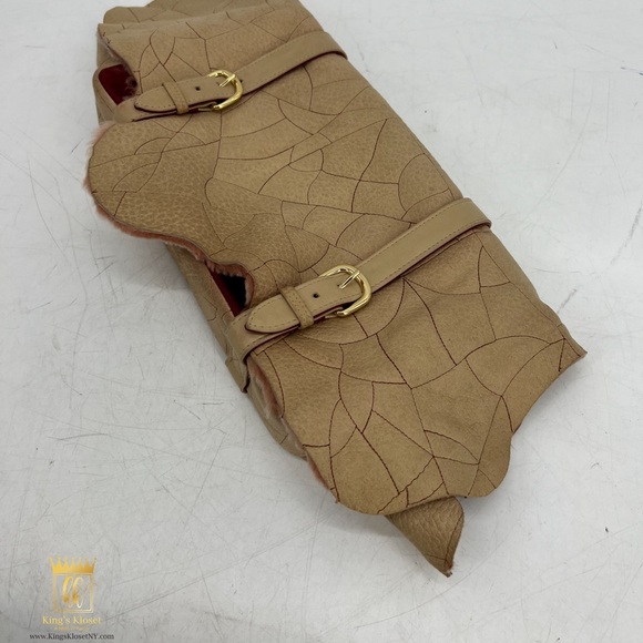 CHANEL Very Rare Chanel clutch with Shearling flap - Picture 6 of 12